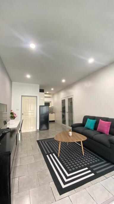 Pool Villa Pattaya Phratamnak C2- 2 Bedroom Jomtien Beach Extérieur photo
